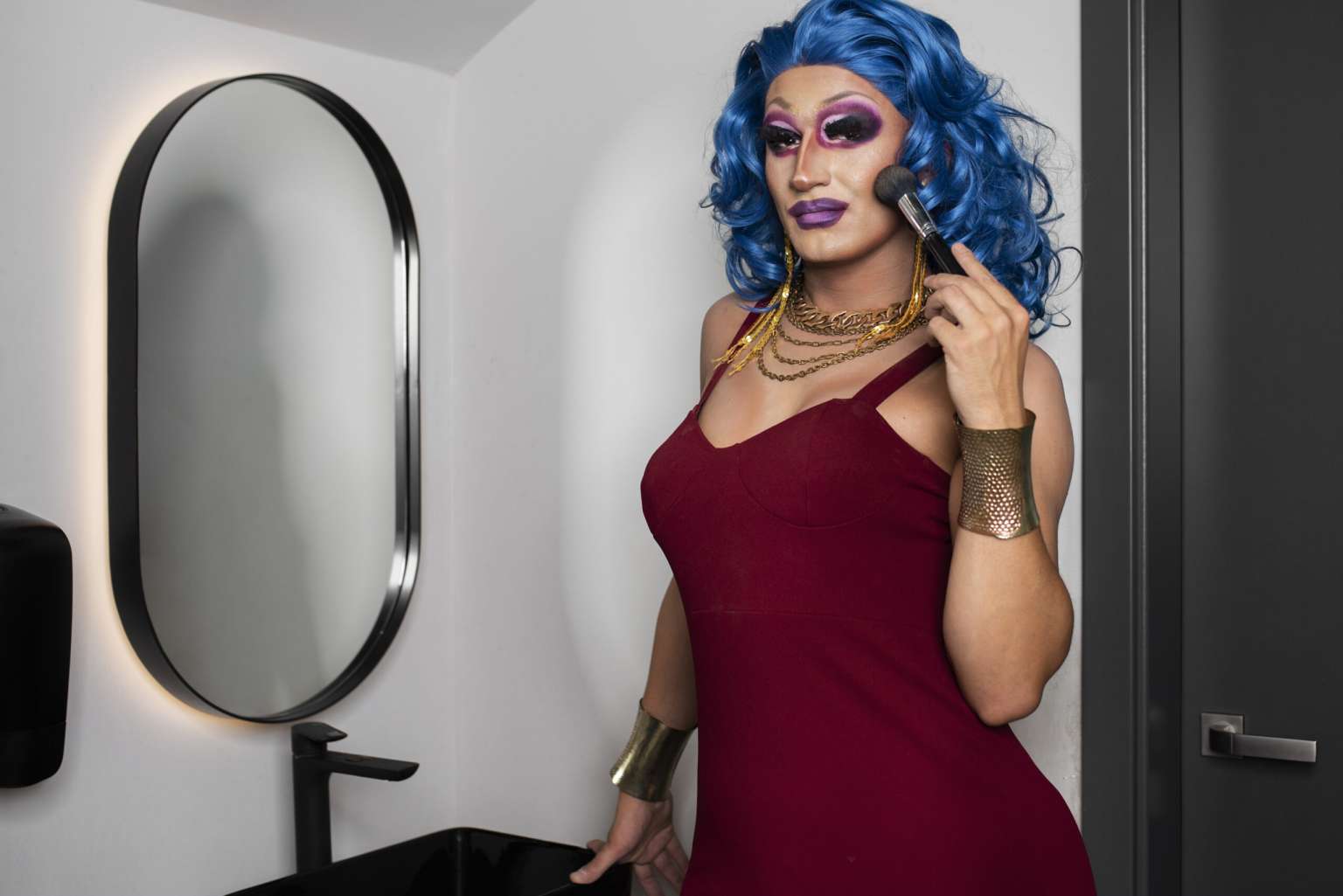 Doppia vita 1 lifestyle drag queen scaled